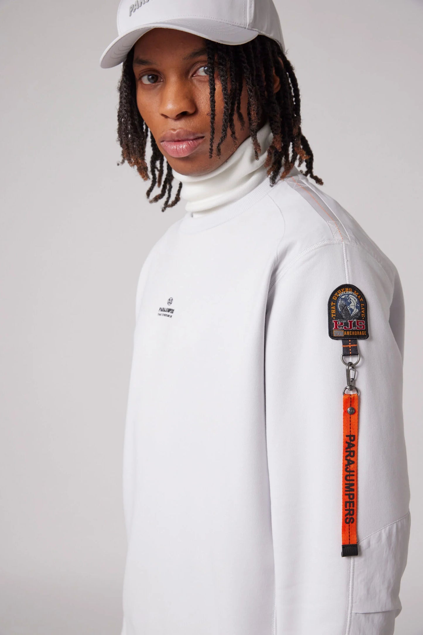 SABRE BASIC - CREWNECK SWEAT