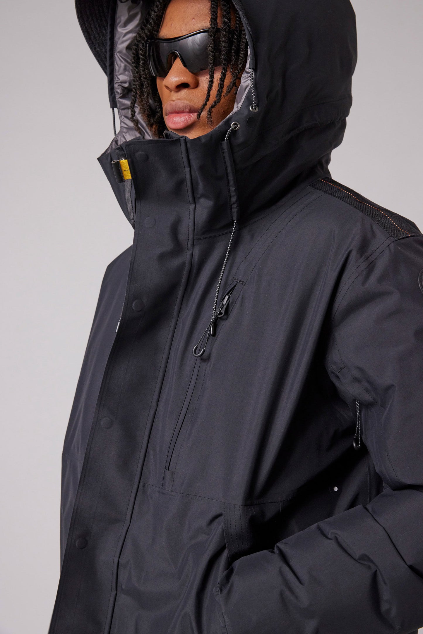 HELO - HOODED JACKET