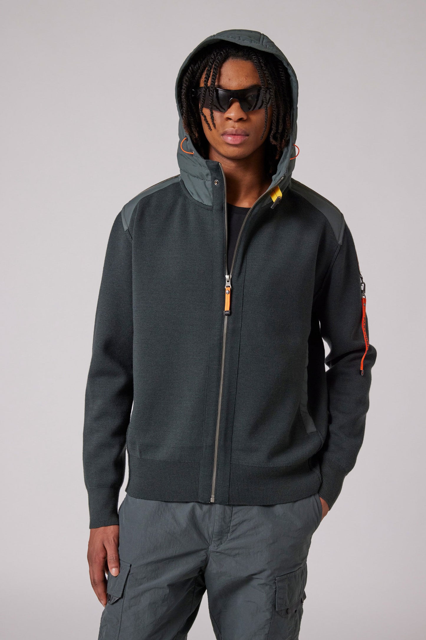 DOMINIC - HOODED SWEATER