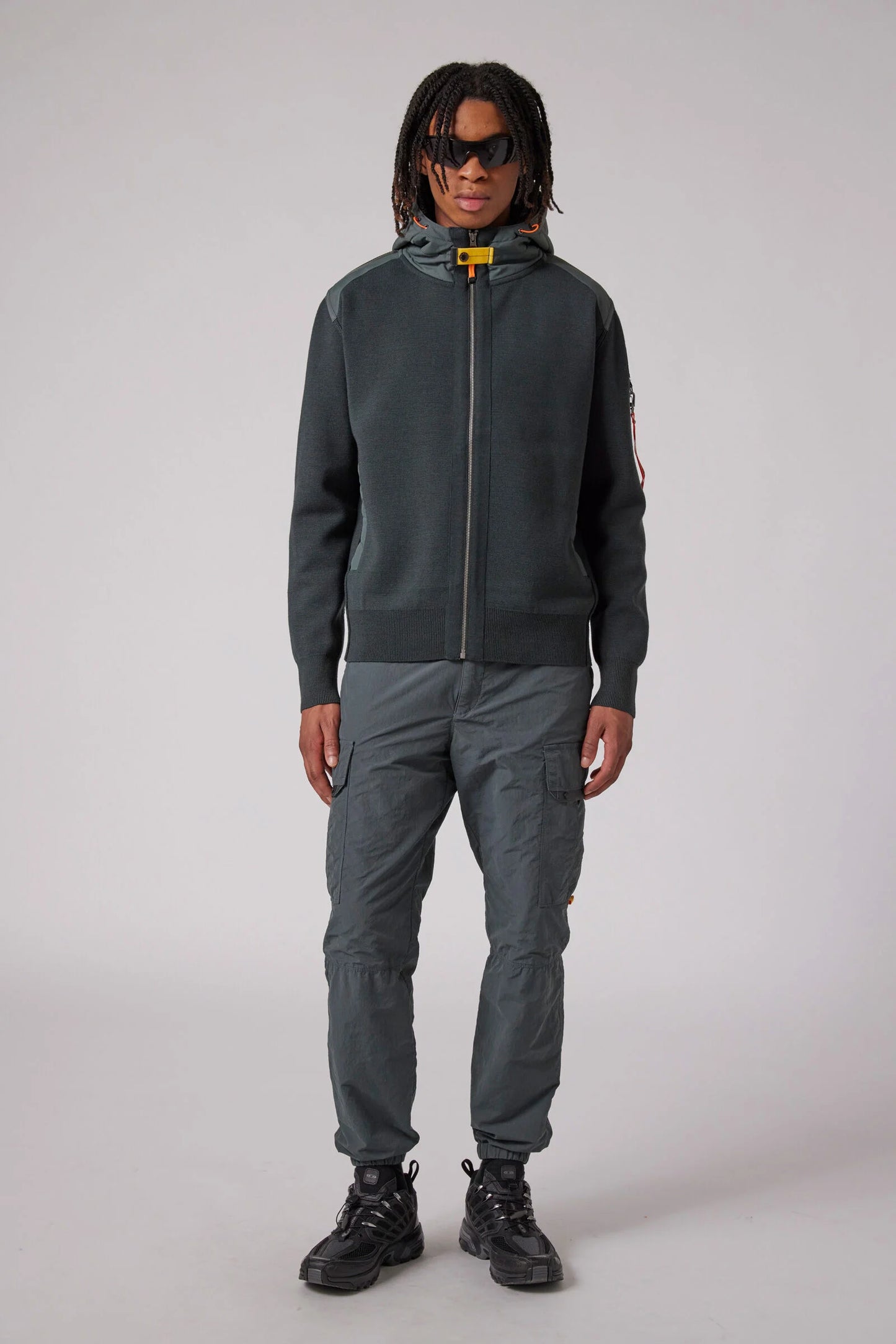 DOMINIC - HOODED SWEATER