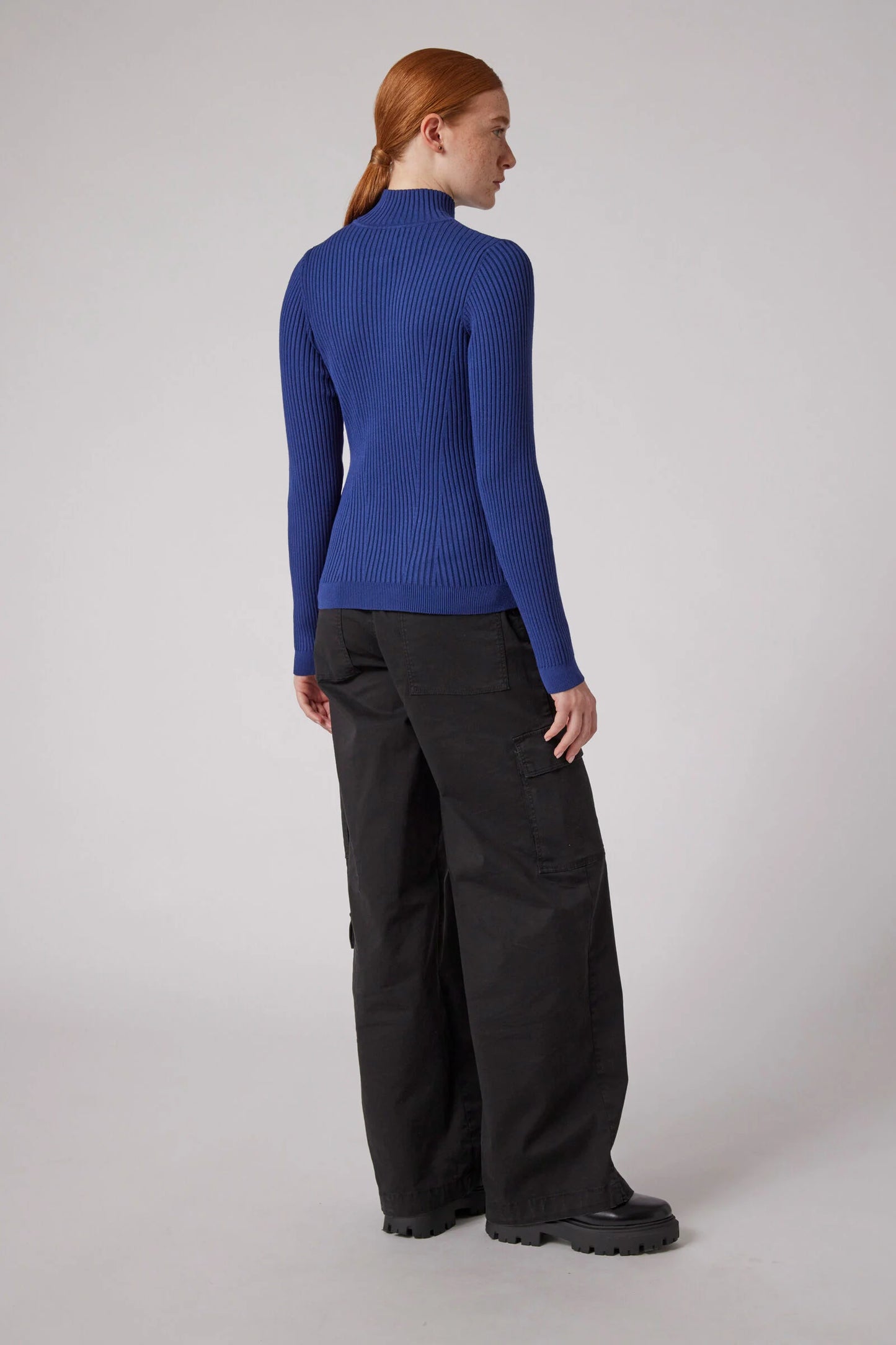 LOTUS - TURTLENECK SWEATER