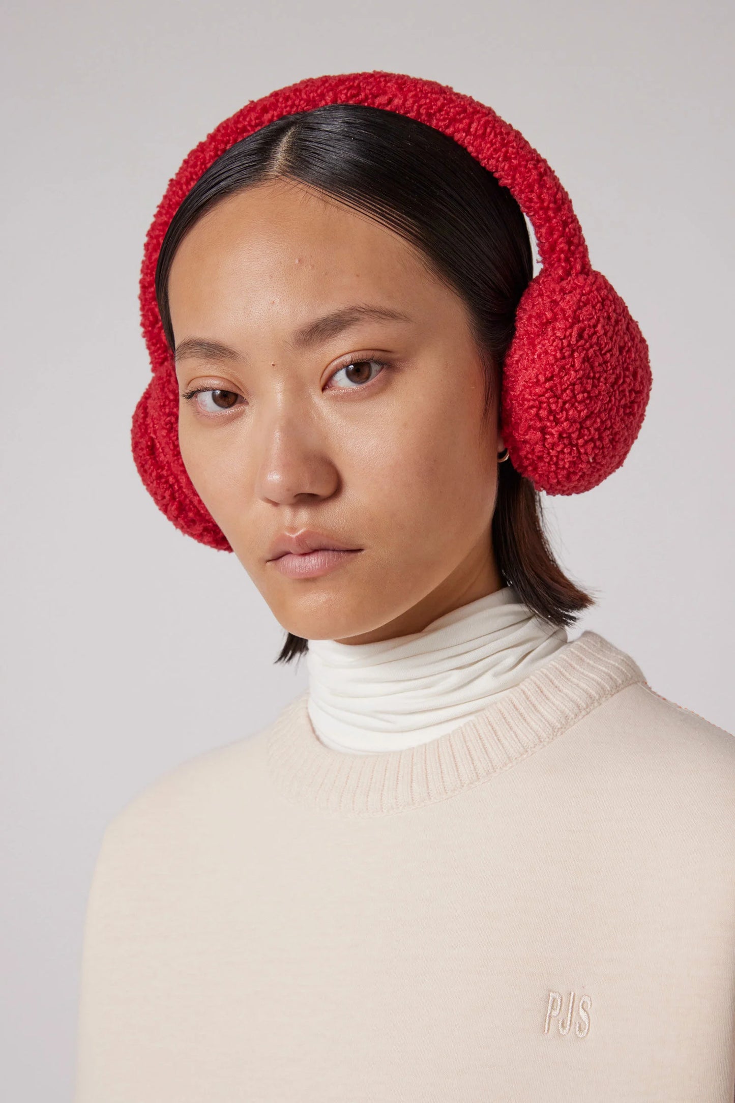 POWER - CURLY FLEECE EARMUFFS