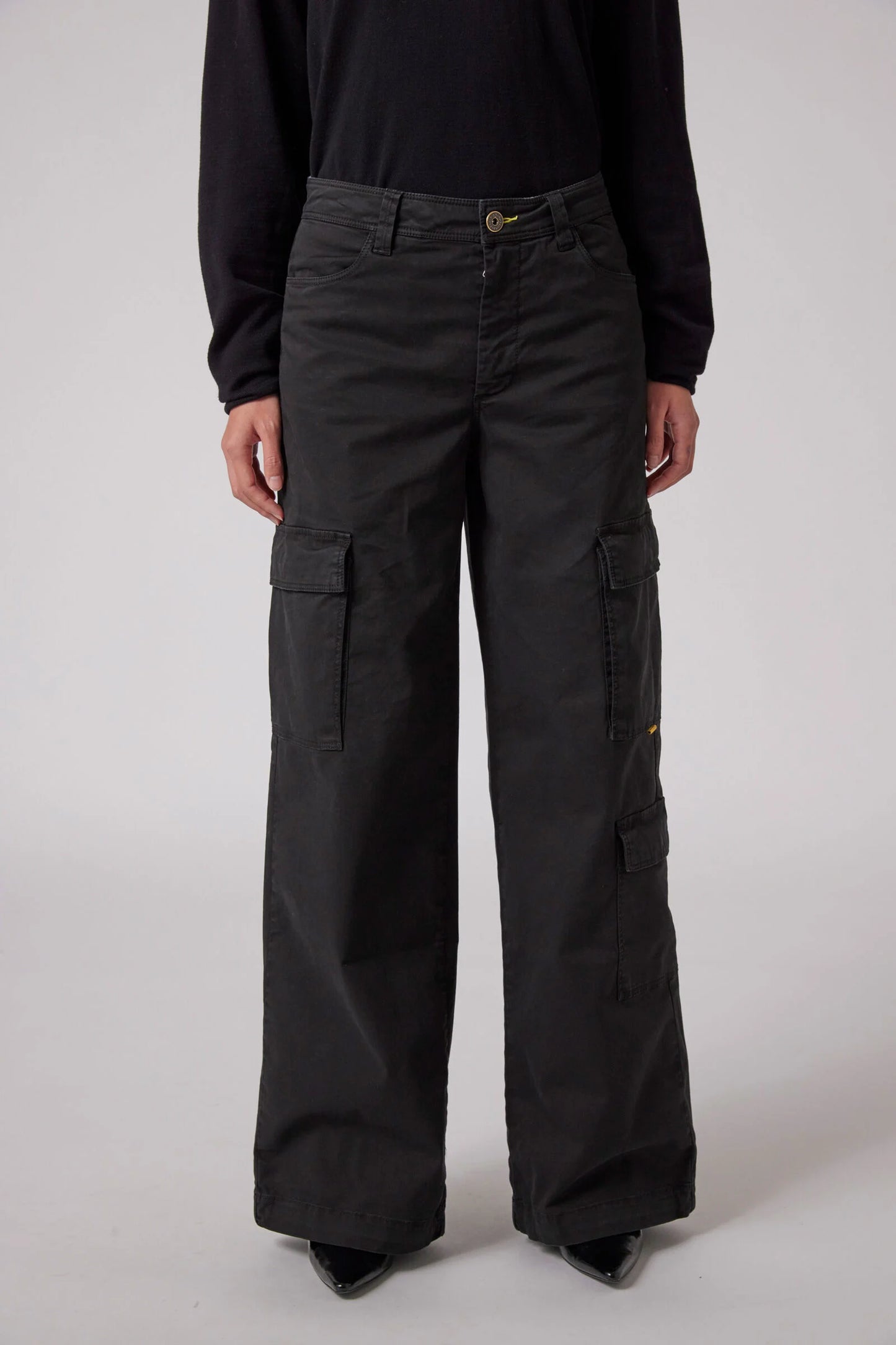 LELA - CARGO PANTS
