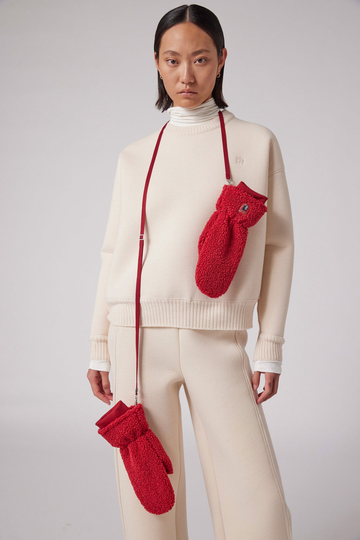 POWER - CURLY FLEECE MITTENS