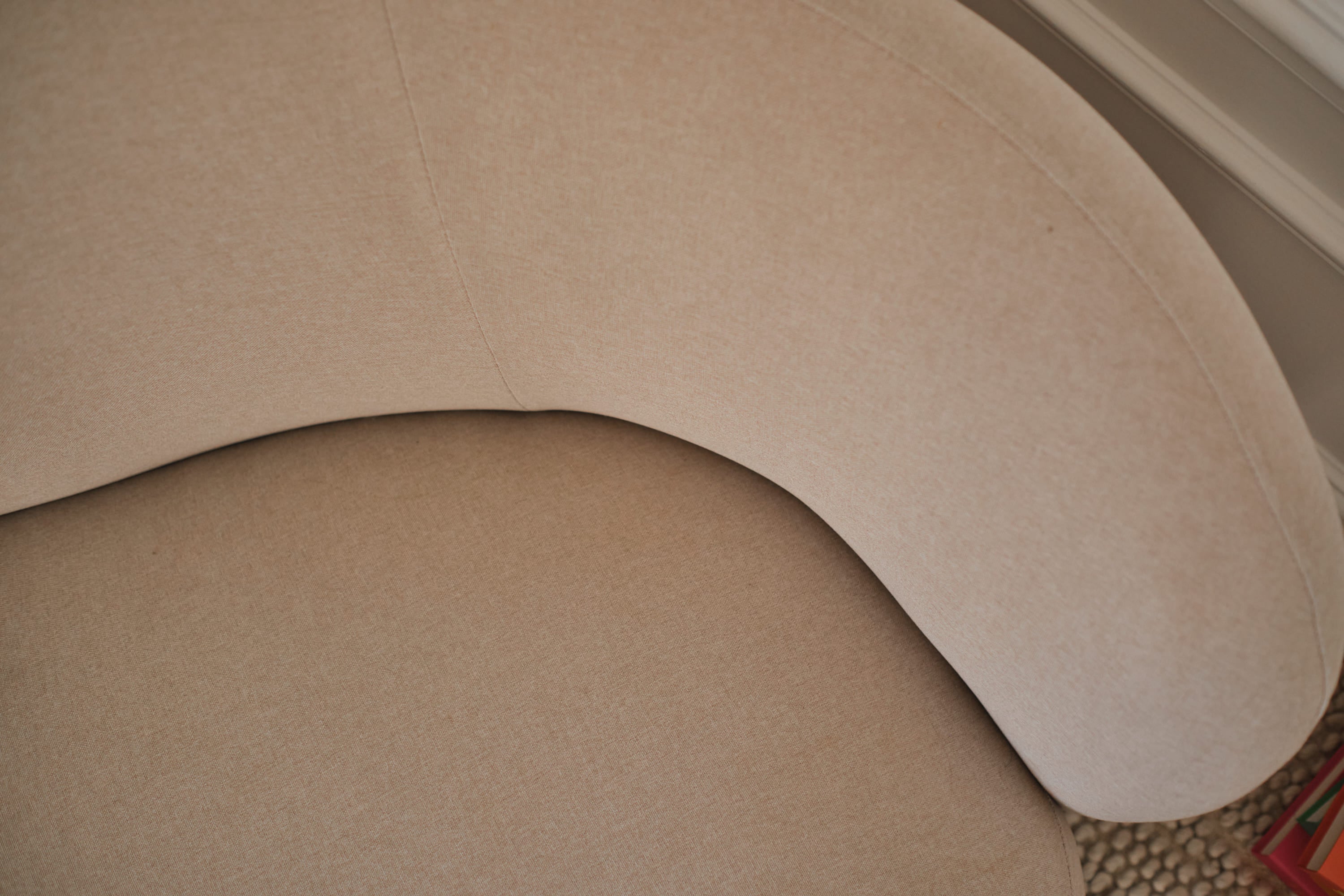 Canapé design tissu beige Bianca