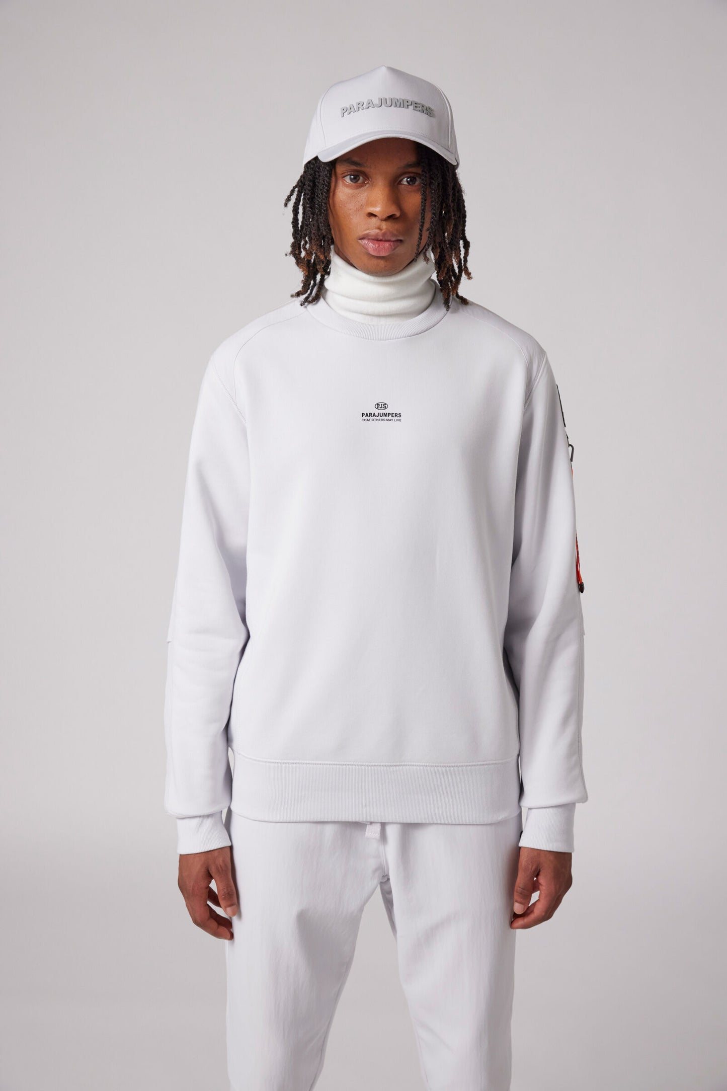 SABRE BASIC - CREWNECK SWEAT