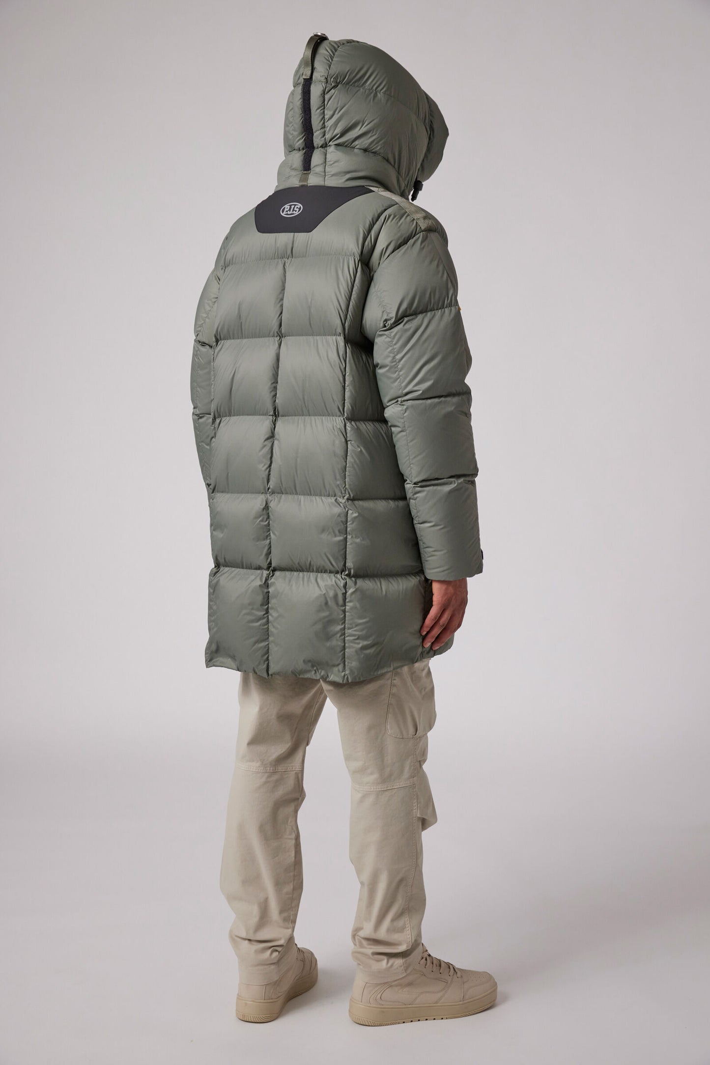 BOLD PARKA - HOODED DOWN JACKET