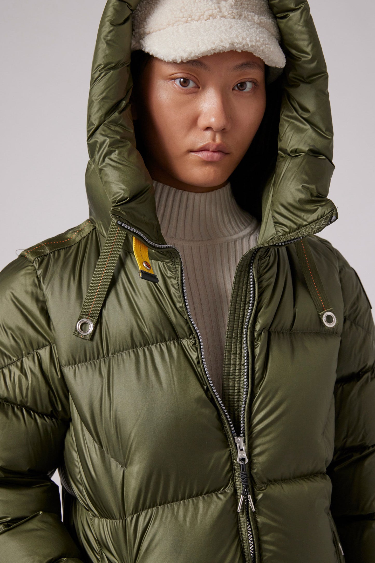 JANET - HOODED DOWN JACKET