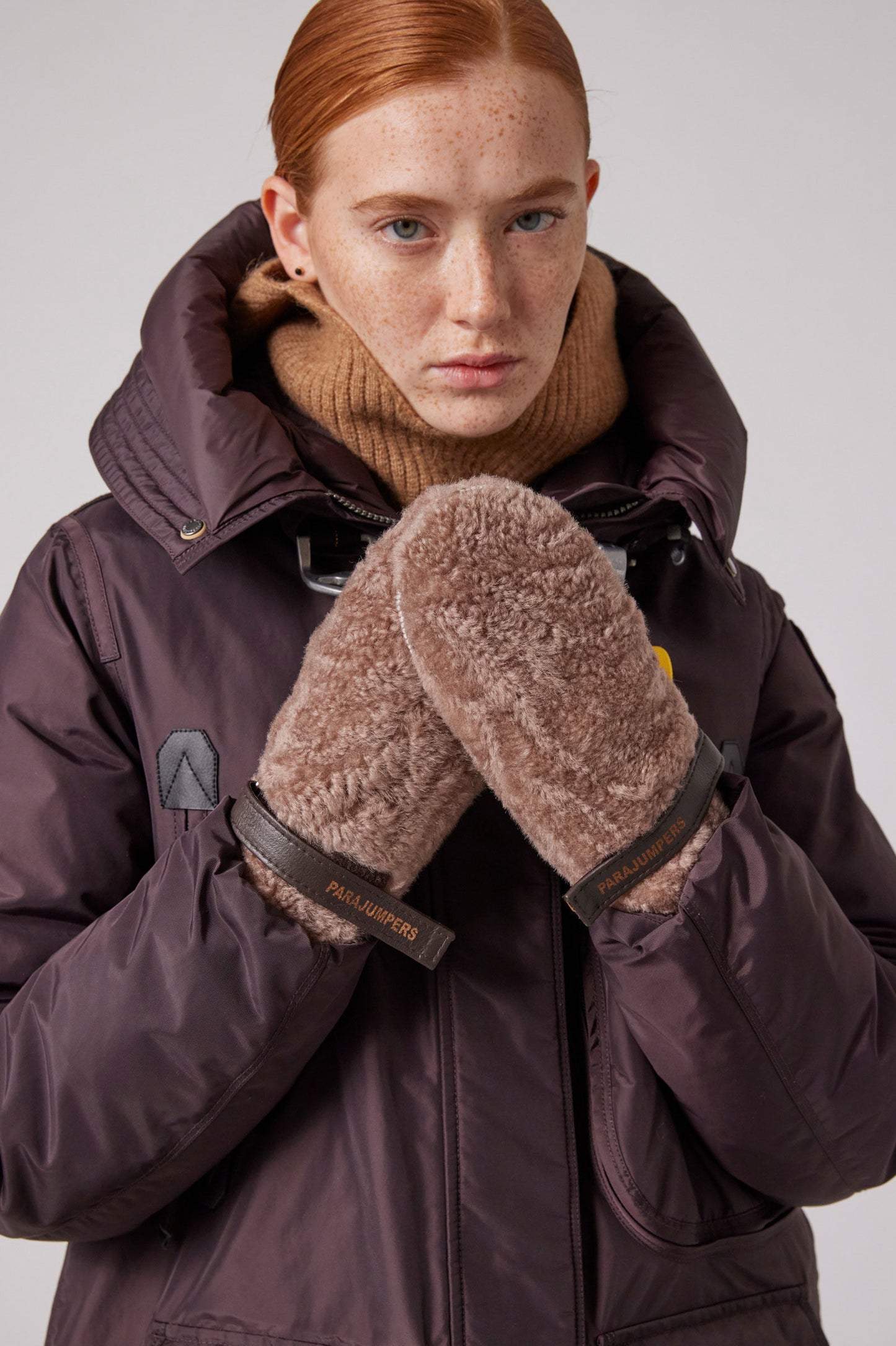 FLUFFY - SHEARLING MITTENS