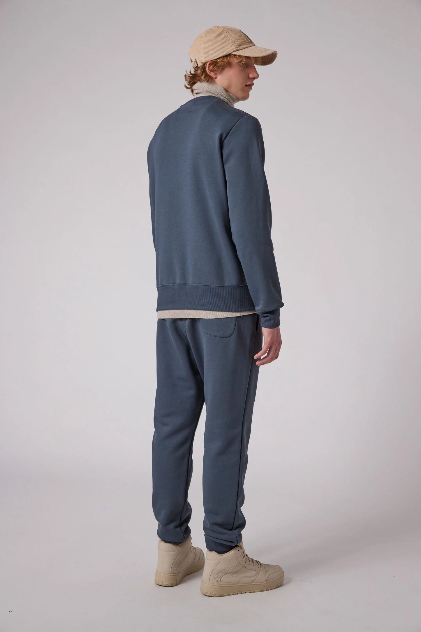 K2 - CREWNECK FLEECE