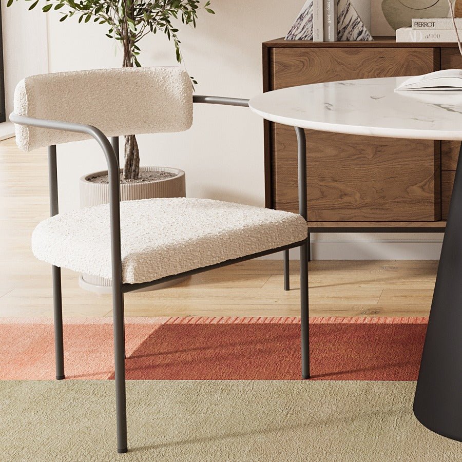 Chaise de salle à manger tapissée avec accoudoirs bouclette blanche Barbara