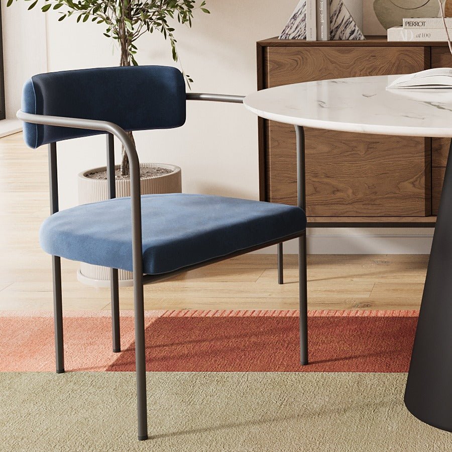 Chaise de salle à manger tapissée avec accoudoirs, velours bleu, Barbara