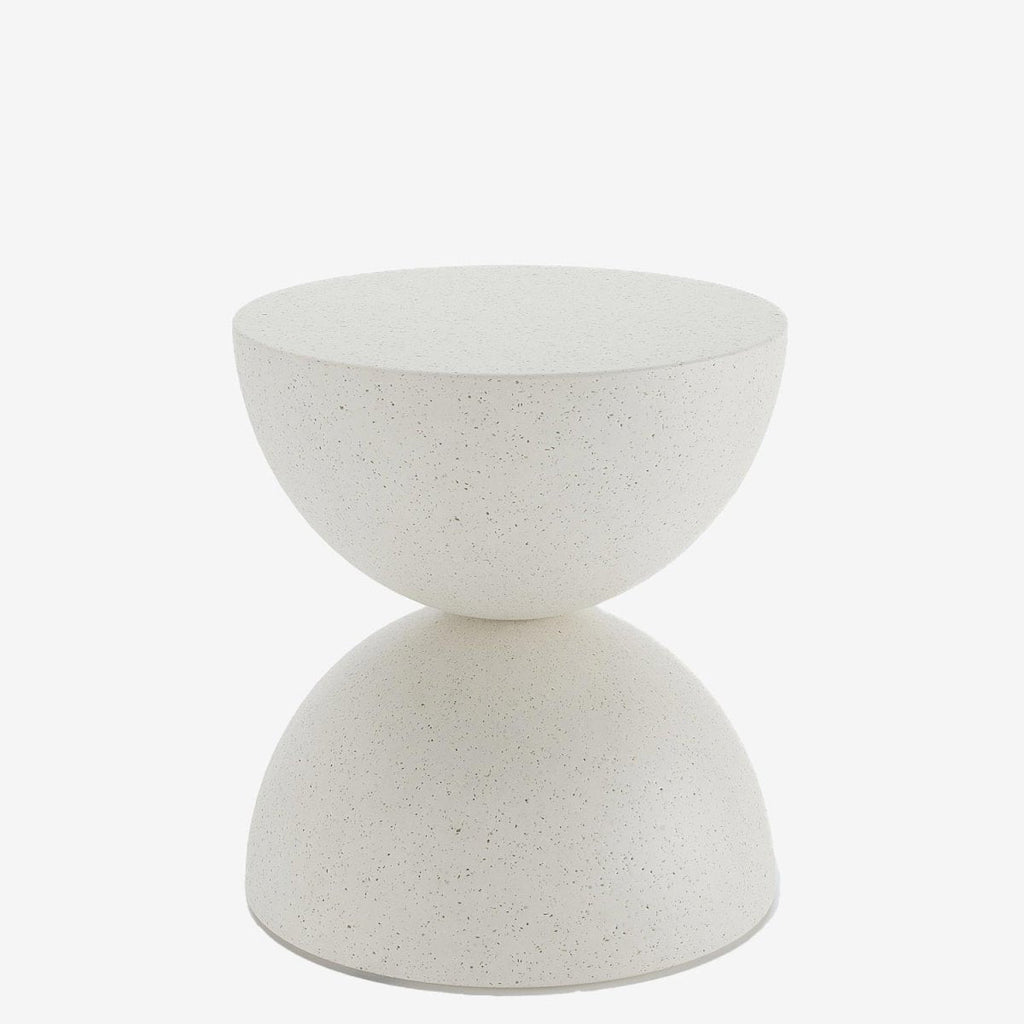 Table d'appoint ronde design en magnésie, gris moucheté Bergamote